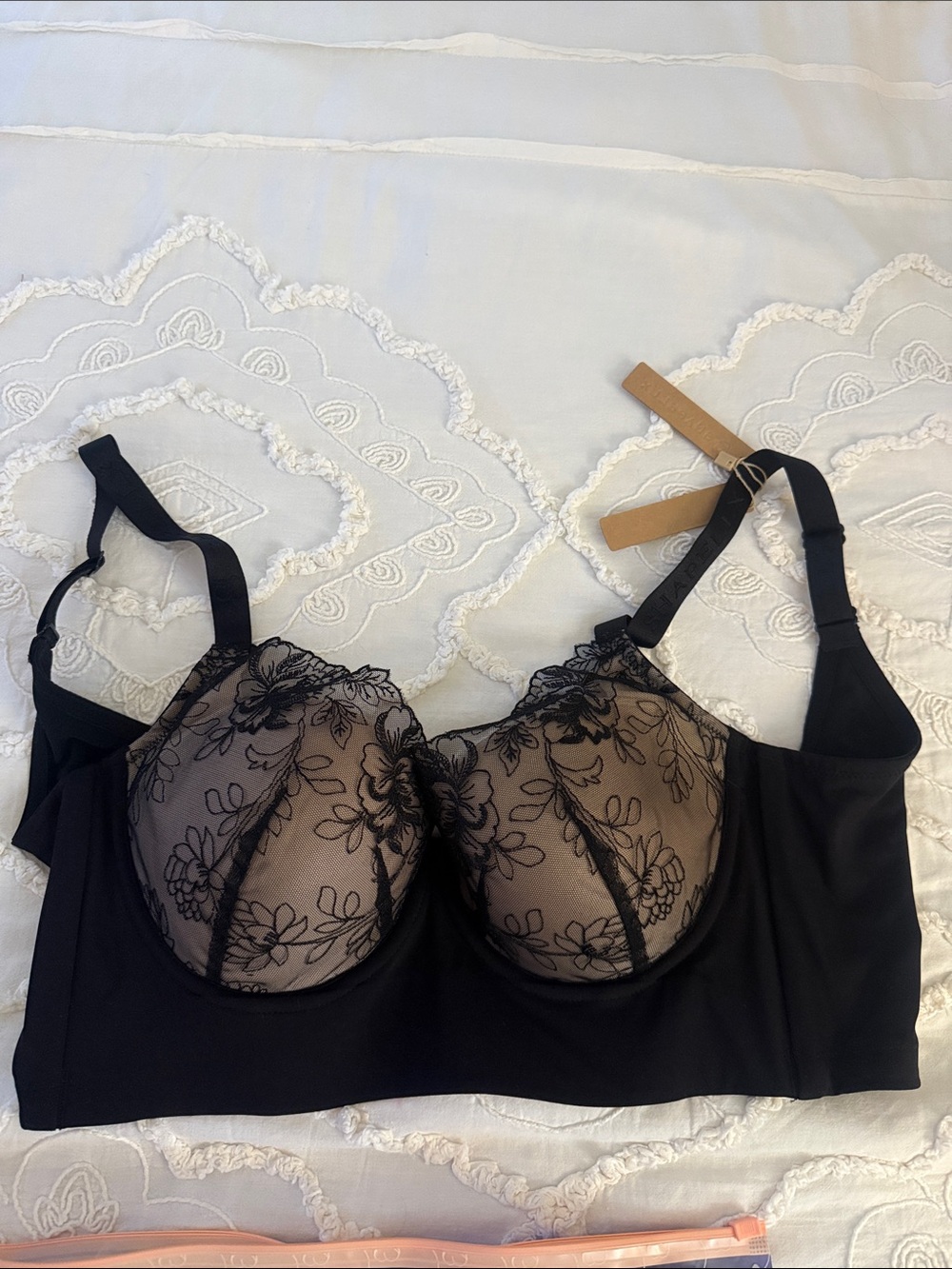 Sheer Floral Lace Underwire Bra — Black & Nude
